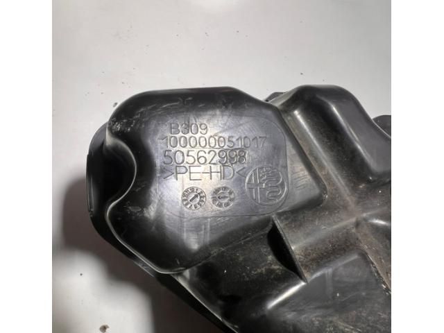 bontott ALFA ROMEO STELVIO AdBlue Tartály