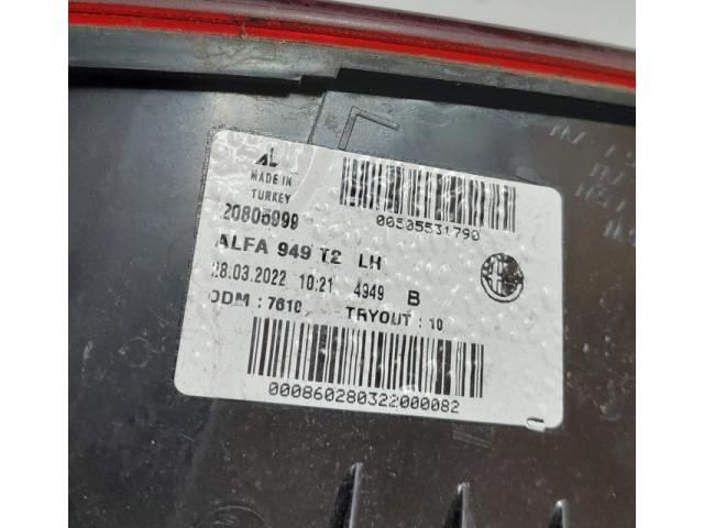 bontott ALFA ROMEO STELVIO Bal Belső Hátsó Lámpa