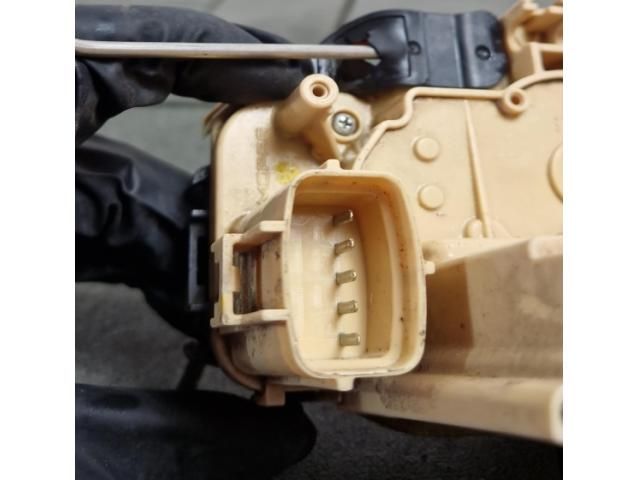 bontott ALFA ROMEO STELVIO Bal első Ajtózár