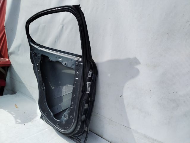 bontott ALFA ROMEO STELVIO Bal hátsó Ajtó (Üres lemez)