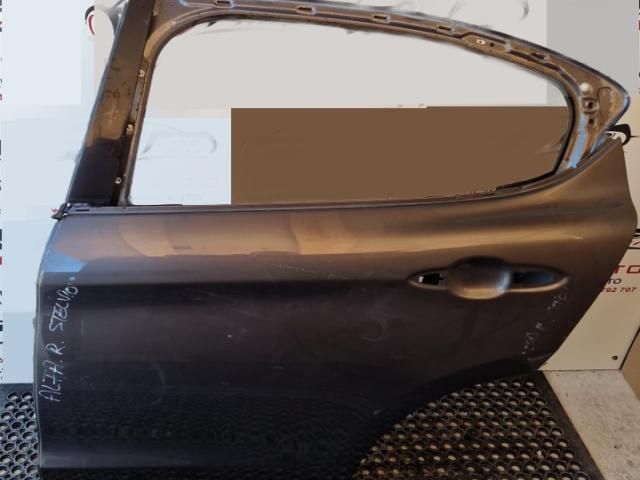 bontott ALFA ROMEO STELVIO Bal hátsó Ajtó (Üres lemez)