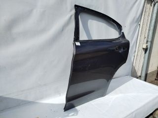 bontott ALFA ROMEO STELVIO Bal hátsó Ajtó (Üres lemez)