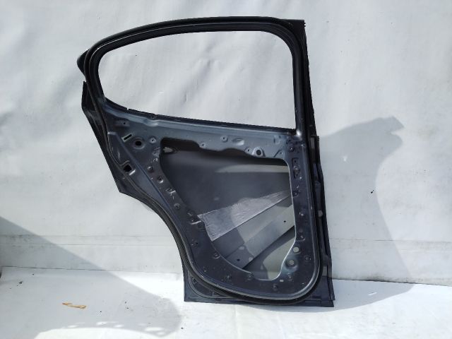 bontott ALFA ROMEO STELVIO Bal hátsó Ajtó (Üres lemez)