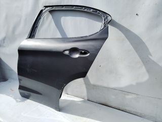 bontott ALFA ROMEO STELVIO Bal hátsó Ajtó (Üres lemez)