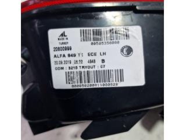 bontott ALFA ROMEO STELVIO Bal Külső Hátsó Lámpa