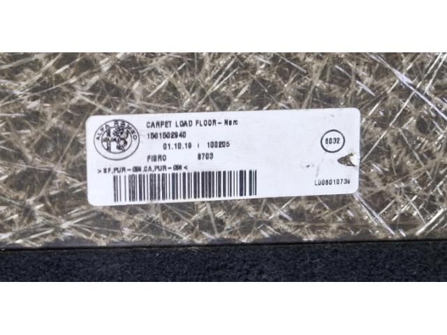 bontott ALFA ROMEO STELVIO Csomagtér Kárpit