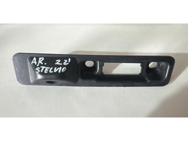 bontott ALFA ROMEO STELVIO Csomagtérajtó Kilincs