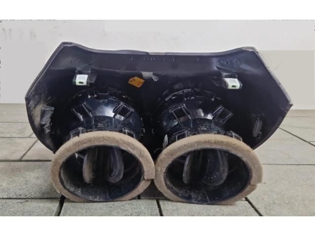 bontott ALFA ROMEO STELVIO Hátsó középső Szellőző