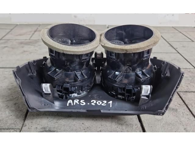 bontott ALFA ROMEO STELVIO Hátsó középső Szellőző