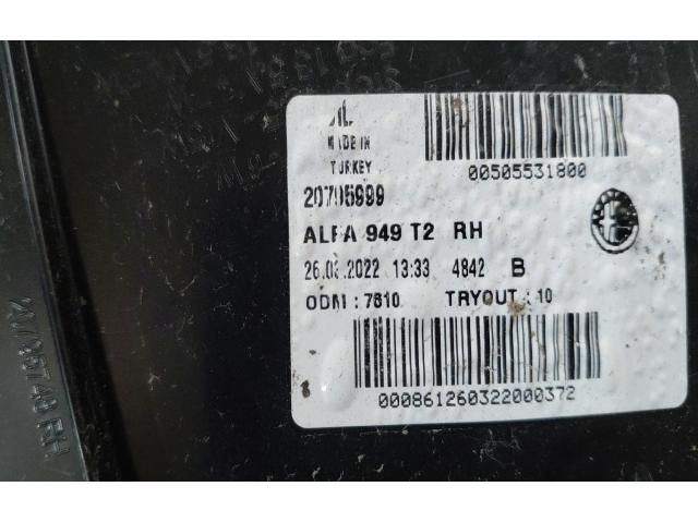 bontott ALFA ROMEO STELVIO Jobb Belső Hátsó Lámpa