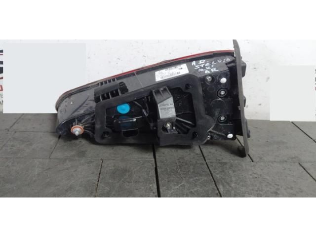 bontott ALFA ROMEO STELVIO Jobb Belső Hátsó Lámpa