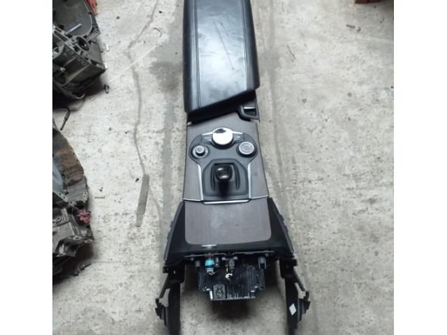 bontott ALFA ROMEO STELVIO Jobb hátsó Ajtó (Üres lemez)