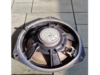 bontott ALFA ROMEO STELVIO Jobb hátsó Hangszóró