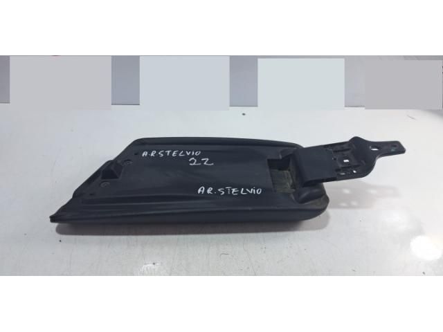 bontott ALFA ROMEO STELVIO Könyöklő