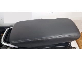 bontott ALFA ROMEO STELVIO Könyöklő