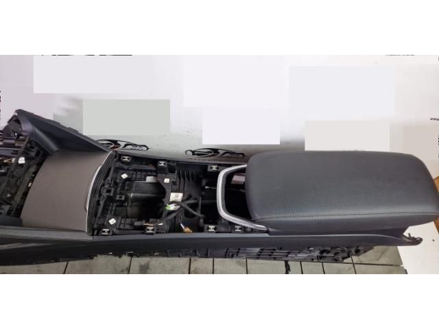 bontott ALFA ROMEO STELVIO Könyöklő