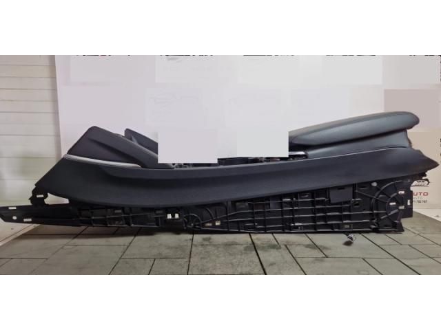 bontott ALFA ROMEO STELVIO Könyöklő