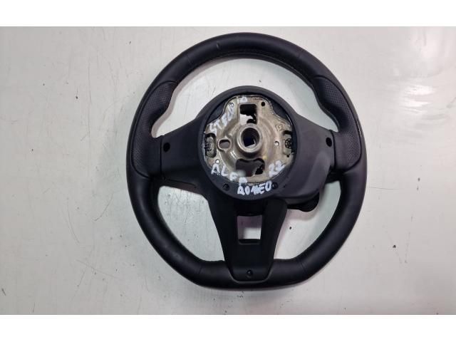 bontott ALFA ROMEO STELVIO Multikormány