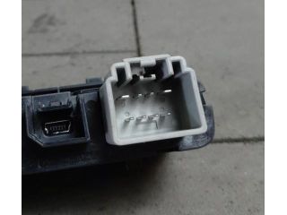 bontott ALFA ROMEO STELVIO USB HUB