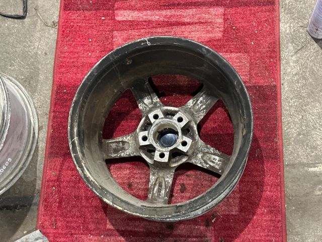 bontott   Alufelni (1 db)