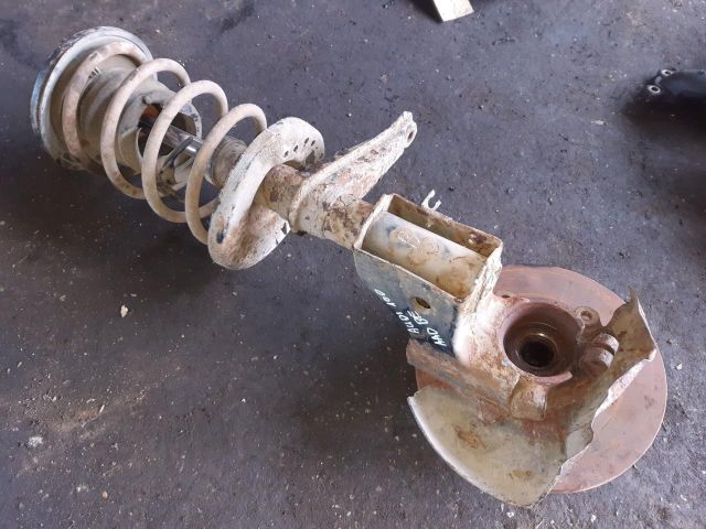 bontott AUDI 100 Bal első Gólyaláb (Lengécsillapító, Rugó)