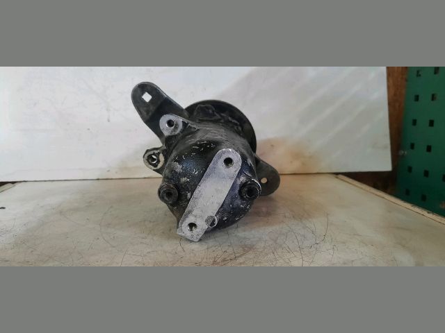 bontott AUDI 100 Kormányszervó Motor (Hidraulikus)