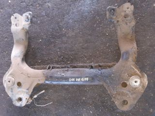 bontott AUDI 100 Első Bölcső