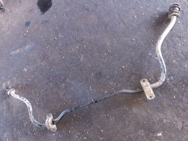 bontott AUDI 100 Első Vízszintes Stabilizátor Rúd