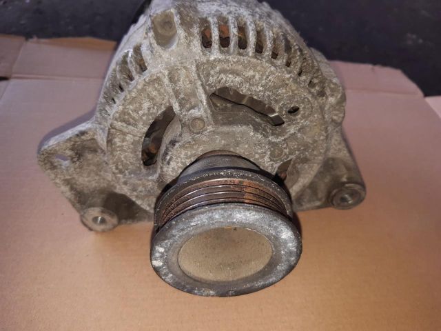 bontott AUDI 100 Generátor