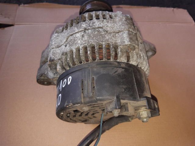 bontott AUDI 100 Generátor