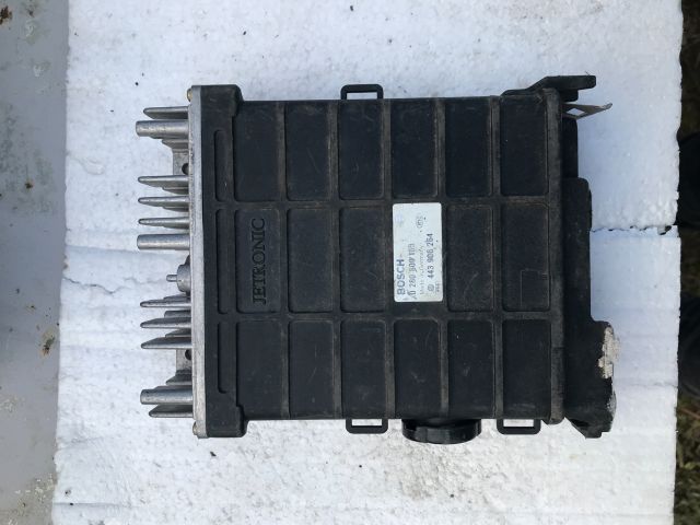 bontott AUDI 100 Motorvezérlő