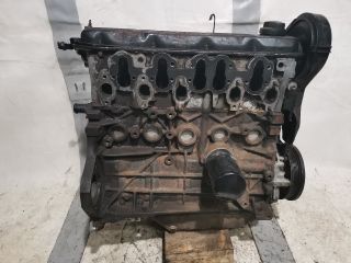 bontott AUDI 100 Motor (Fűzött blokk hengerfejjel)