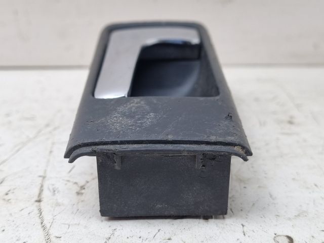 bontott AUDI 100 Bal első Belső Kilincs