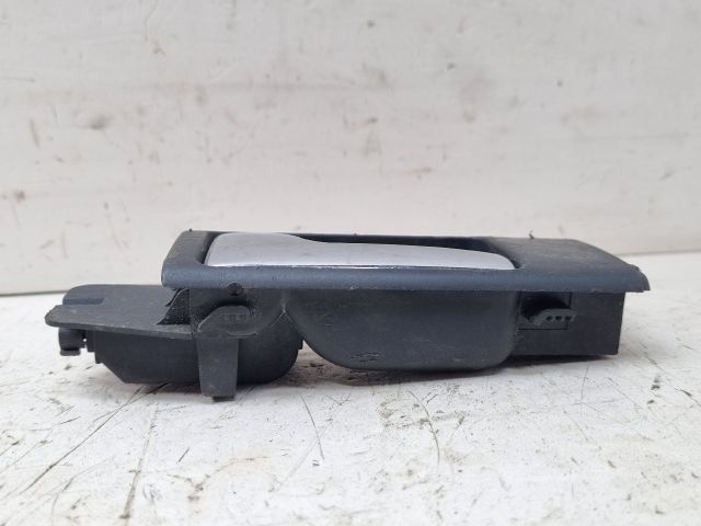 bontott AUDI 100 Bal első Belső Kilincs