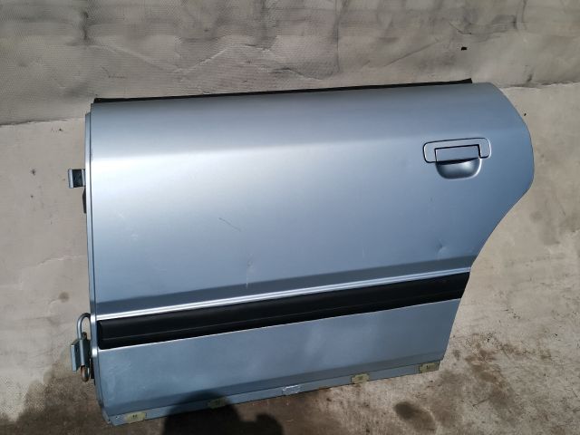 bontott AUDI 100 Bal hátsó Ajtó (Üres lemez)