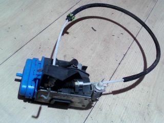 bontott AUDI 100 Bal hátsó Ajtózár