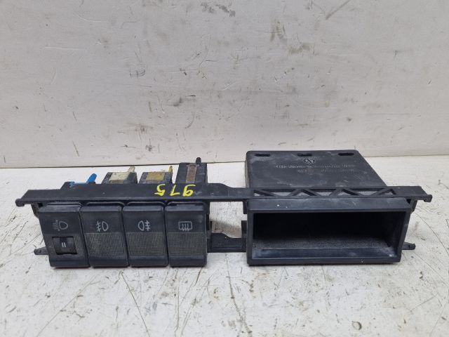 bontott AUDI 100 Első Tároló Rekesz