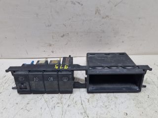 bontott AUDI 100 Első Tároló Rekesz