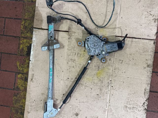 bontott AUDI 100 Jobb első Ablakemelő Szerkezet (Elektromos)