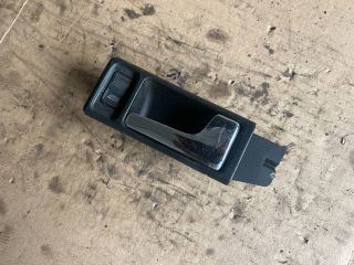 bontott AUDI 100 Jobb első Belső Kilincs