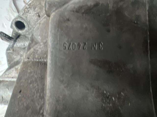 bontott AUDI 80 Váltó (Mechanikus)