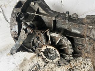bontott AUDI 80 Váltó (Mechanikus)
