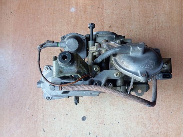 bontott AUDI 80 Központi Injektor