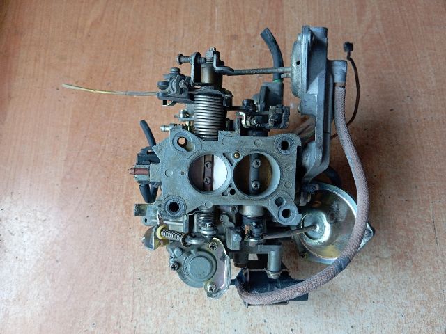 bontott AUDI 80 Központi Injektor