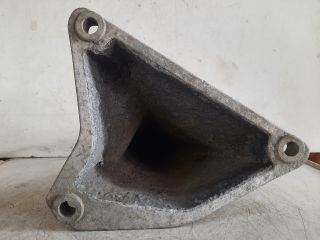 bontott AUDI 80 Motor Tartó Bak (Pozíciófüggetlen)