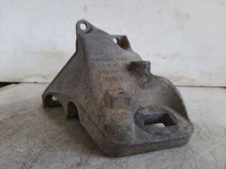 bontott AUDI 80 Motor Tartó Bak (Pozíciófüggetlen)