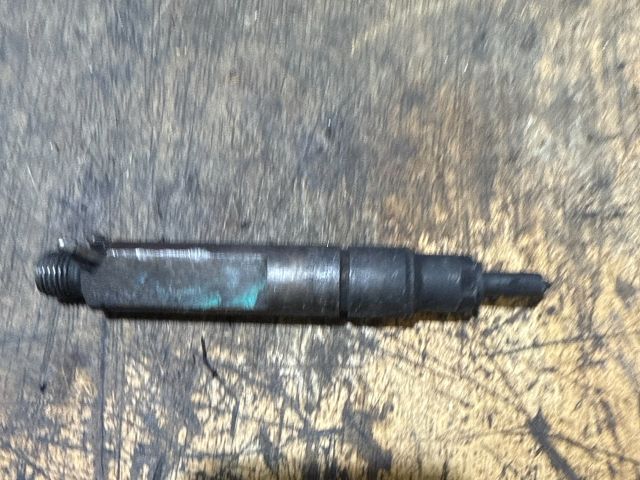 bontott AUDI 80 Porlasztó (1 db)