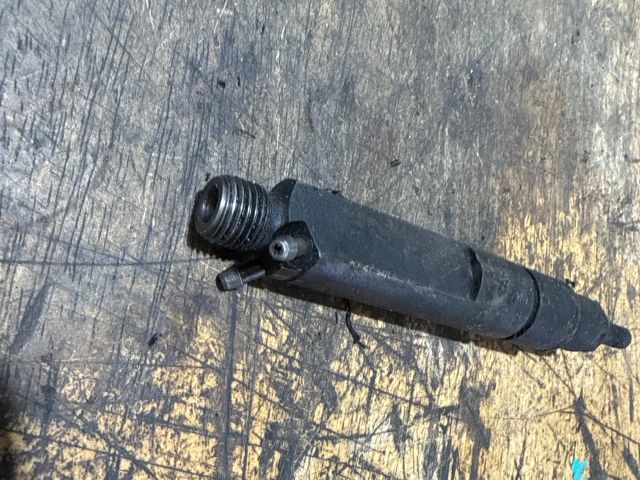 bontott AUDI 80 Porlasztó (1 db)