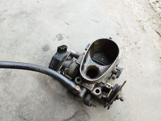 bontott AUDI 80 Fojtószelep (Mechanikus)