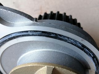 bontott AUDI 80 Vízpumpa